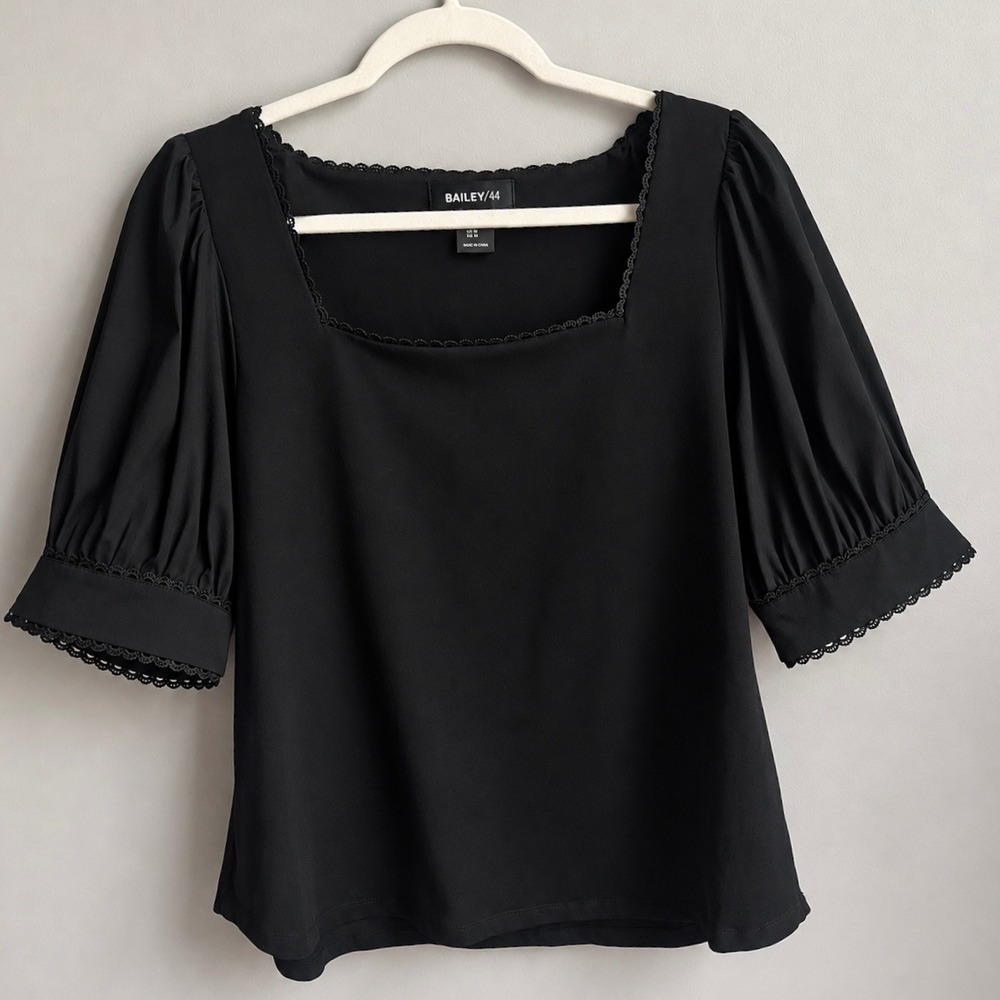Bailey 44 Blouse Top Women's XL Black Puff Sleeve Square Neck Lace Dark Feminine